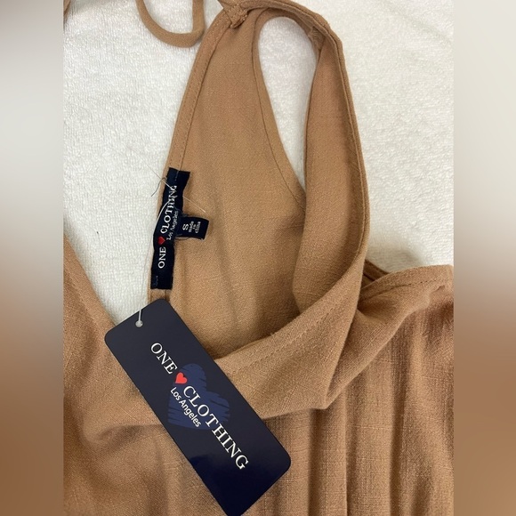 NWT One Clothing Scoop Neckline Tank Top Elastic Waist Tie Back Short Romper S - Picture 7 of 12